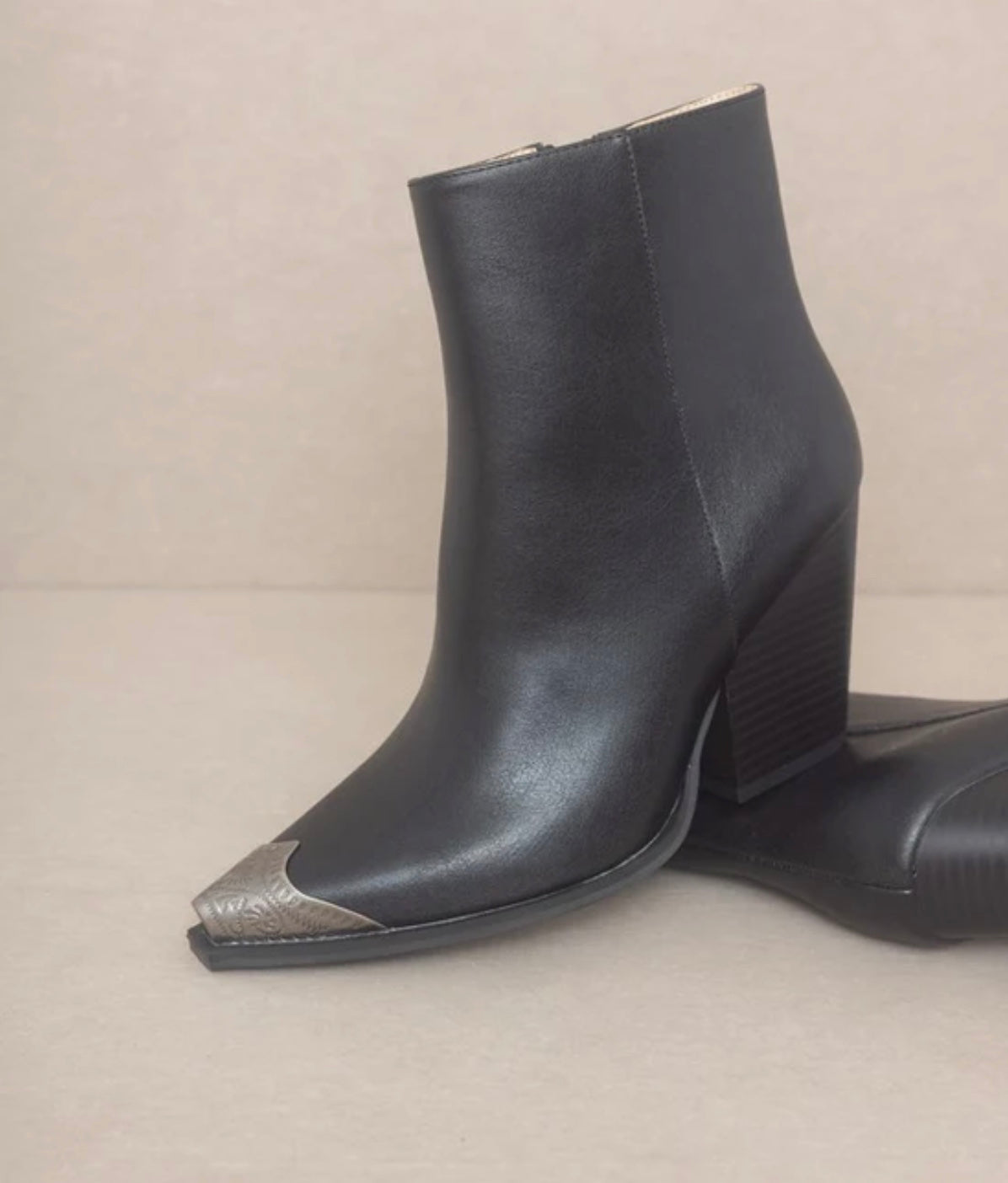 Oasis Society Zion Bootie in Black