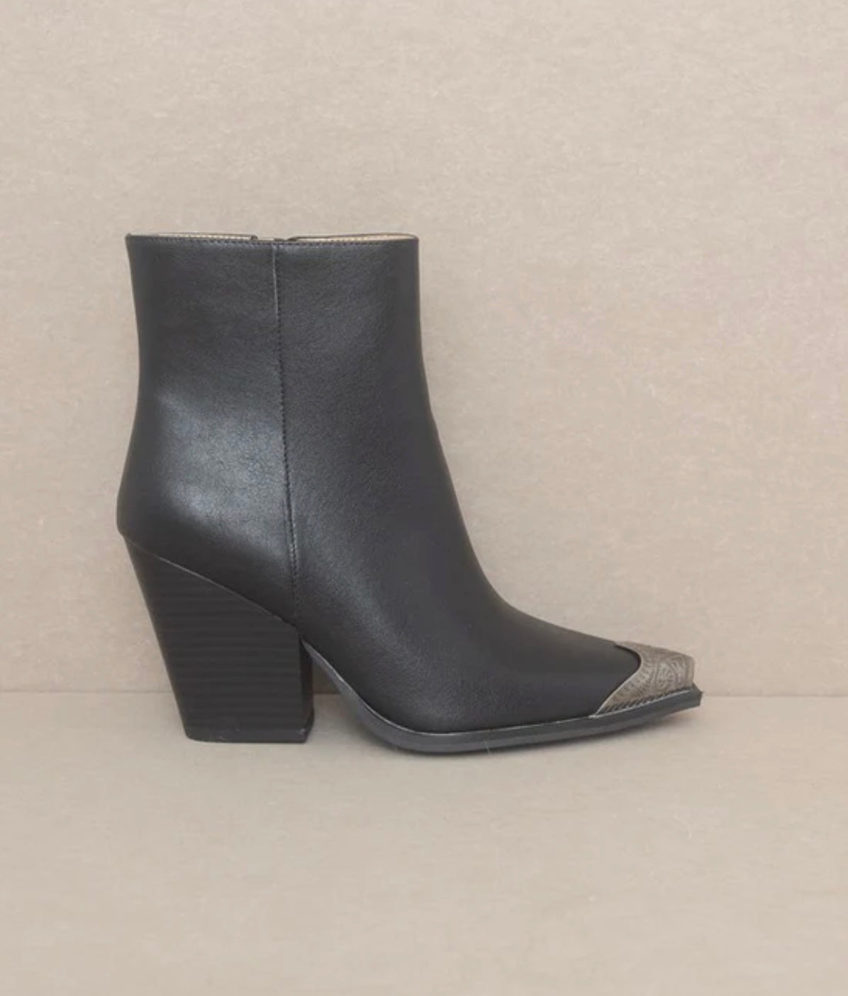 Oasis Society Zion Bootie in Black