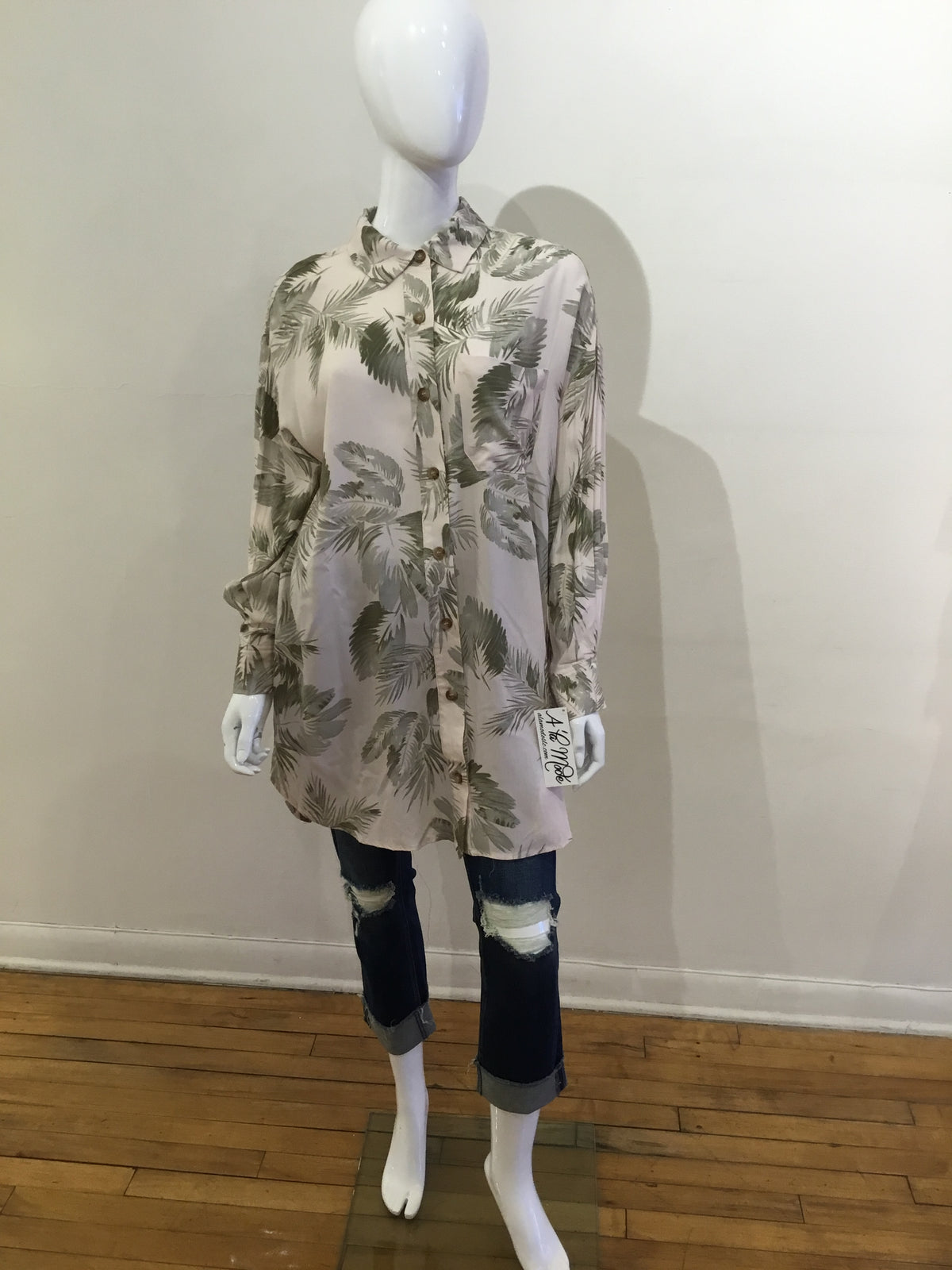 Dress Forum Palm Button Down Tunic