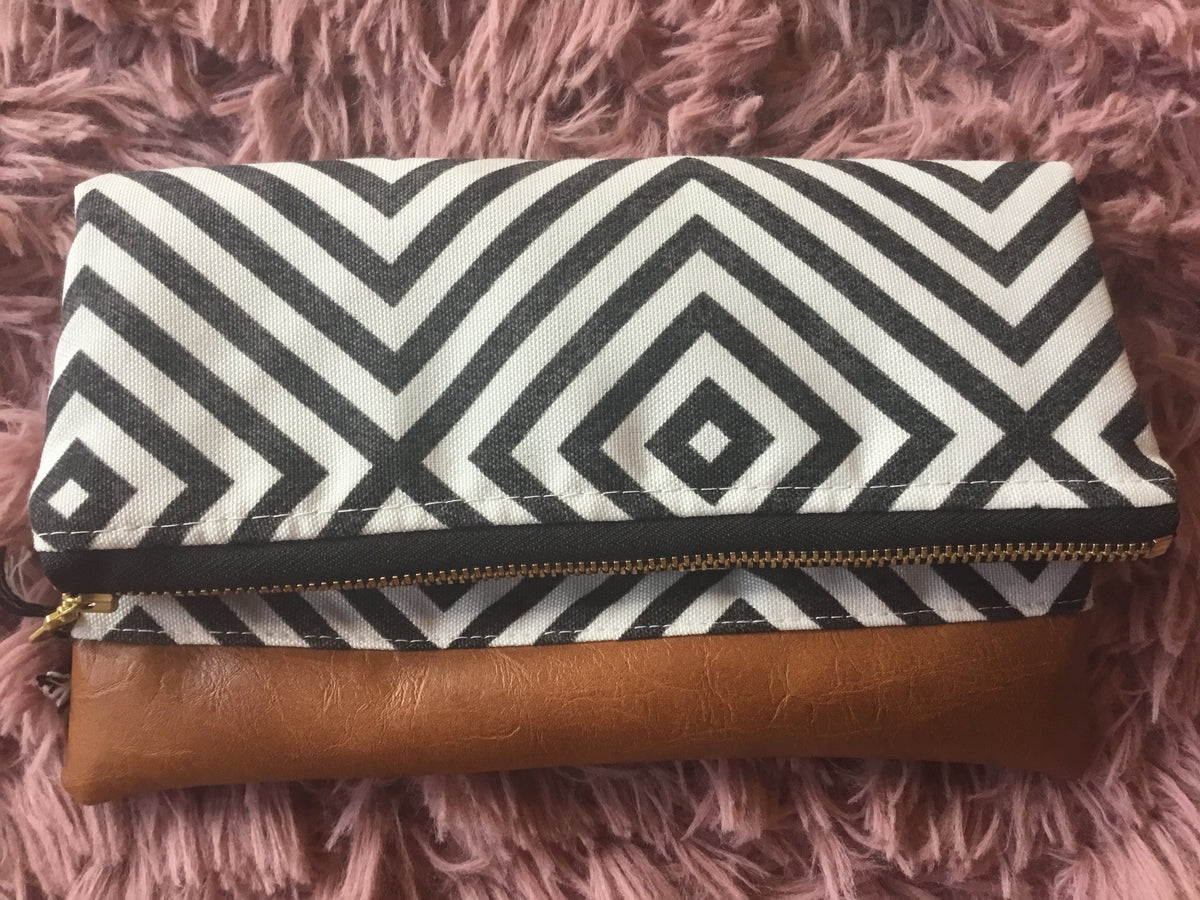 September Sky Black and White Diamond Clutch