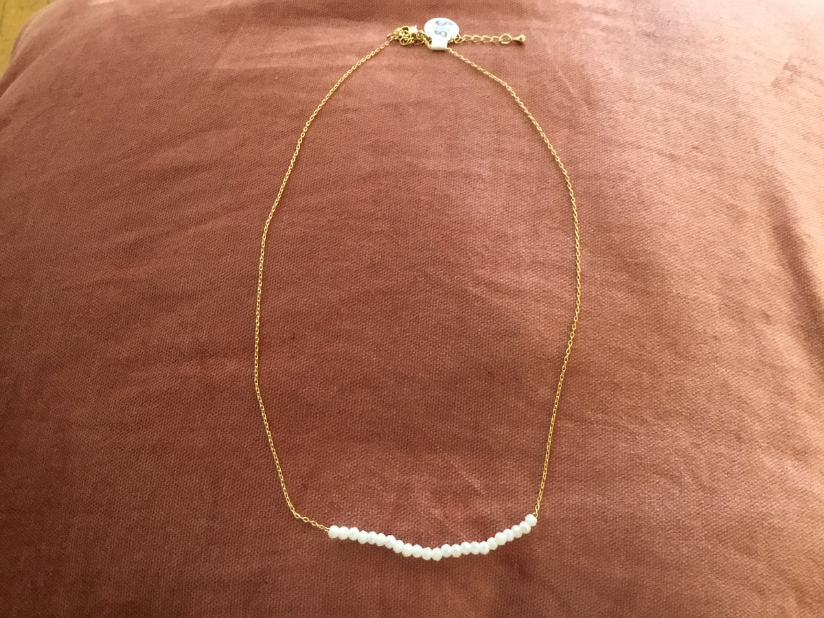 Splendid Iris Beaded Necklace Gold Chain