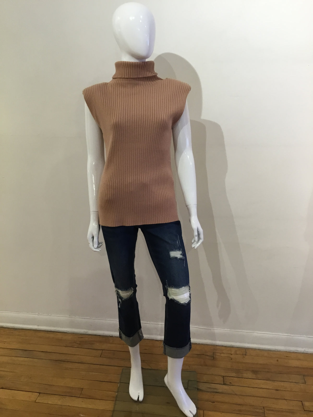 Fate cap sleeved turtle neck
