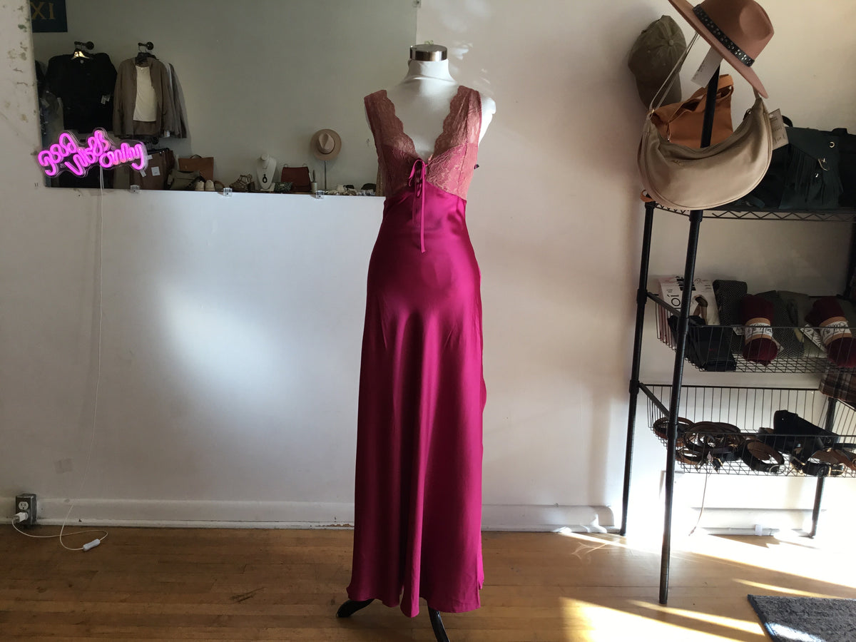 Dress Forum Pink Lace Dress