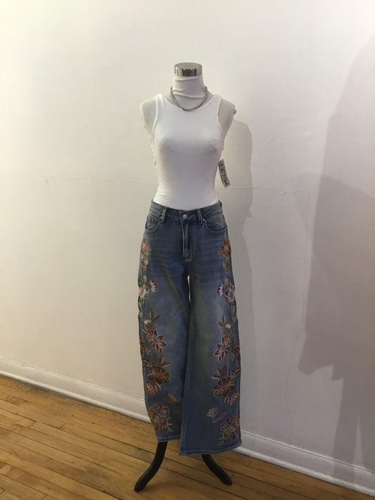 blue b Flower Embroidered Jeans