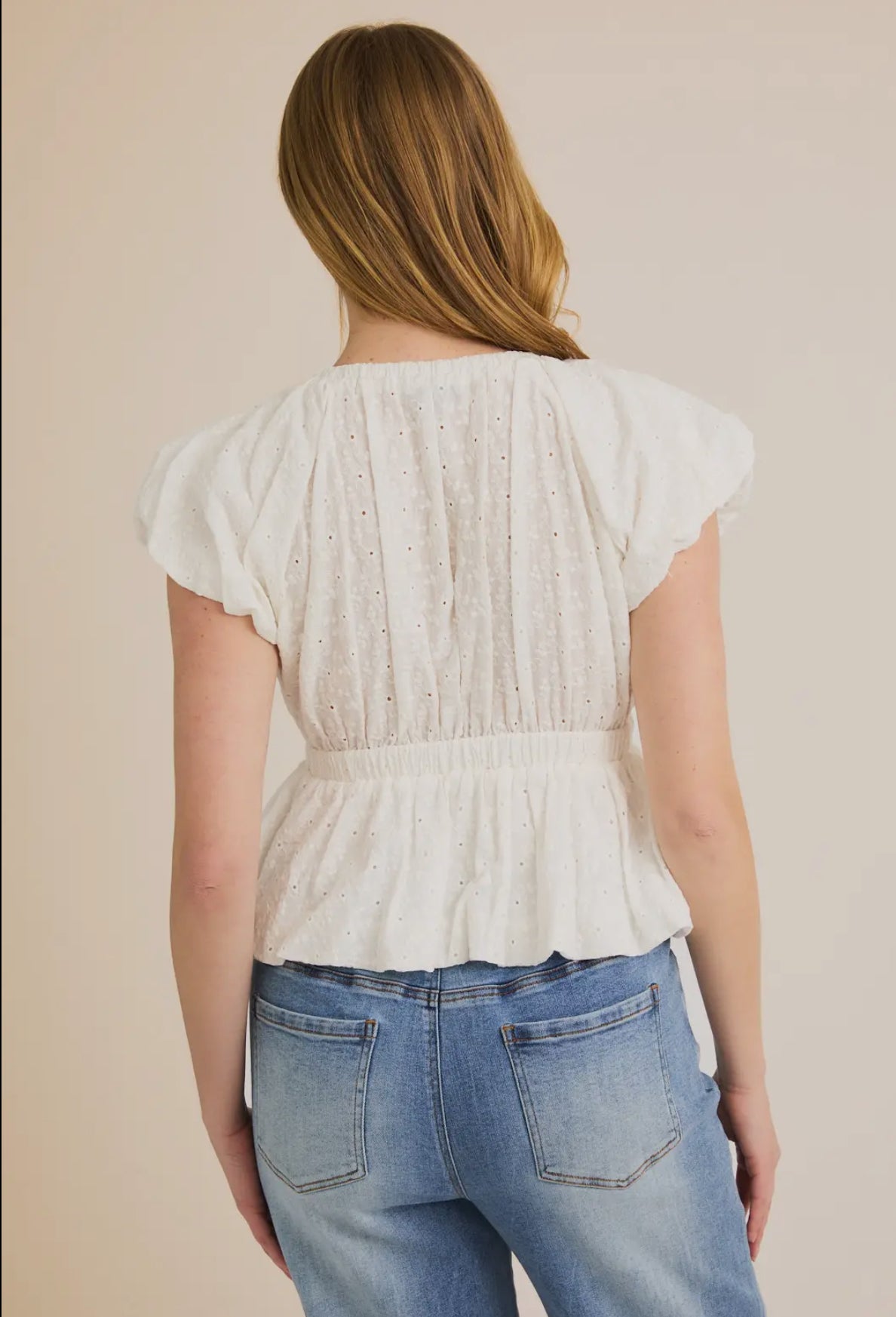 Gilli White Bubble Sleeve Blouse