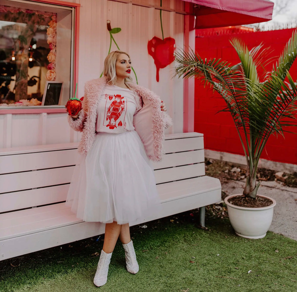 Bella+Canvas Queen Of Hearts Shirt